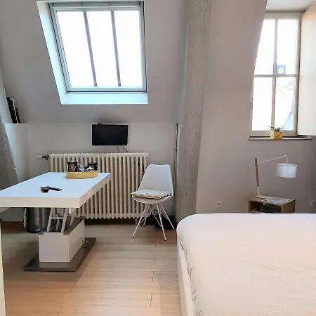 Apartment Jean Lebelin *
