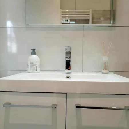 Jean Lebelin Apartment