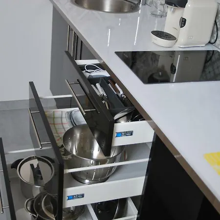 Jean Lebelin * ディジョン