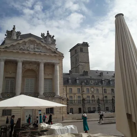 Апартаменты Jean Lebelin Дижон