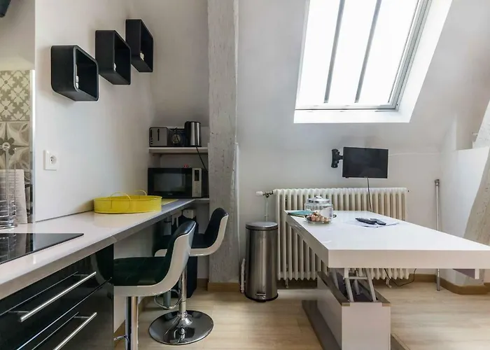 Jean Lebelin * Ντιζόν